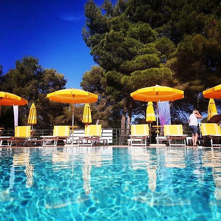 Villaggio Camping Golfo Di Arzachena กันนิโจเน ภายนอก รูปภาพ