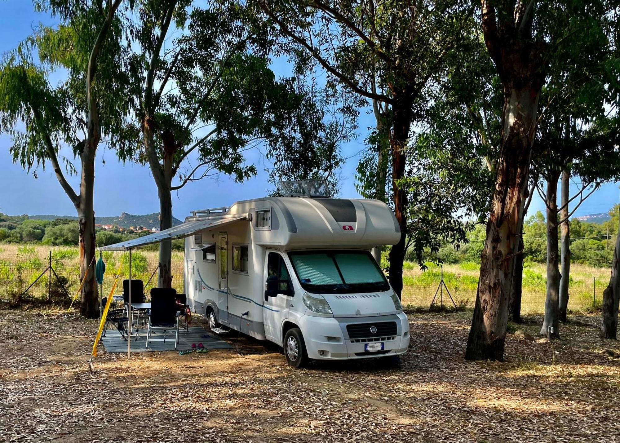 Villaggio Camping Golfo Di Arzachena กันนิโจเน ภายนอก รูปภาพ