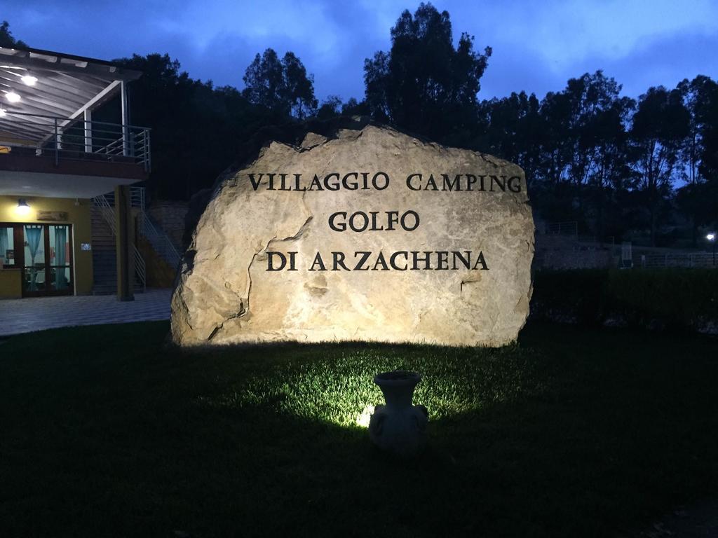 Villaggio Camping Golfo Di Arzachena กันนิโจเน ภายนอก รูปภาพ