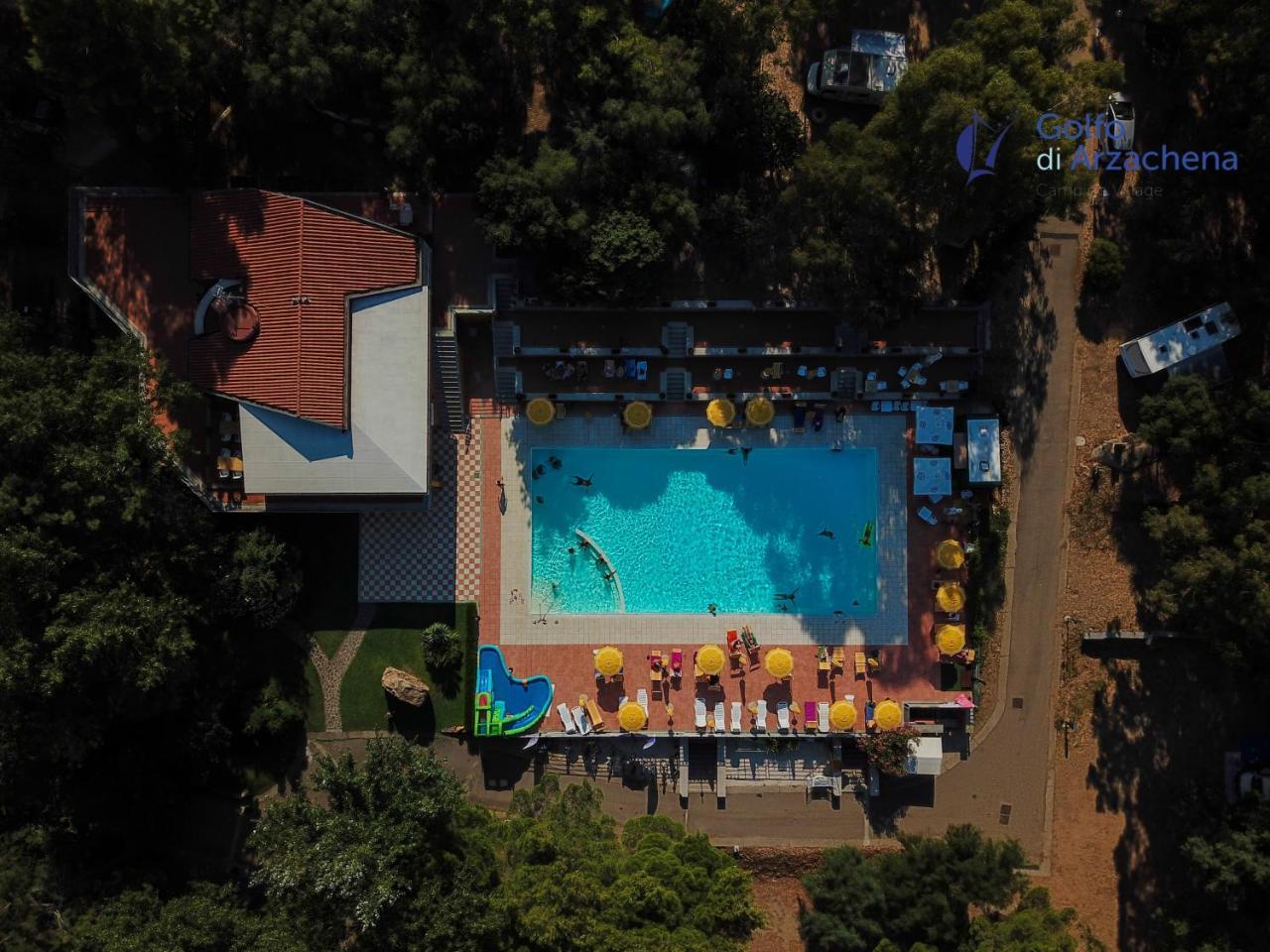 Villaggio Camping Golfo Di Arzachena กันนิโจเน ภายนอก รูปภาพ